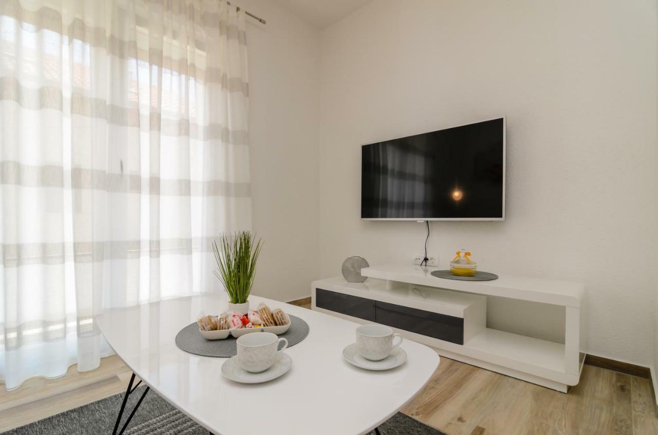Apartment Petra Задар Экстерьер фото